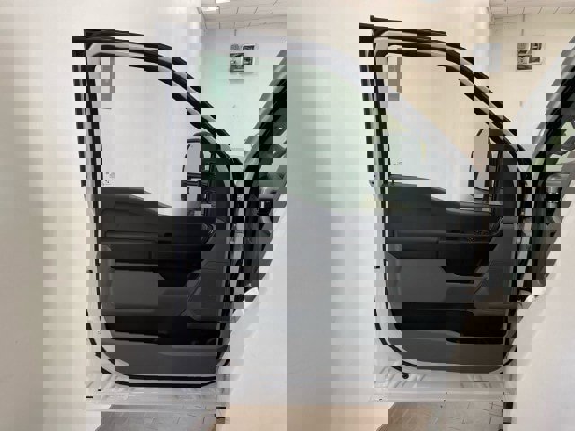 New 2025 Ford F350 XL w/ XL Chrome Package image 9