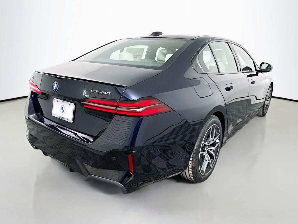 New 2026 BMW i5 eDrive40 w/ M Sport Package image 5