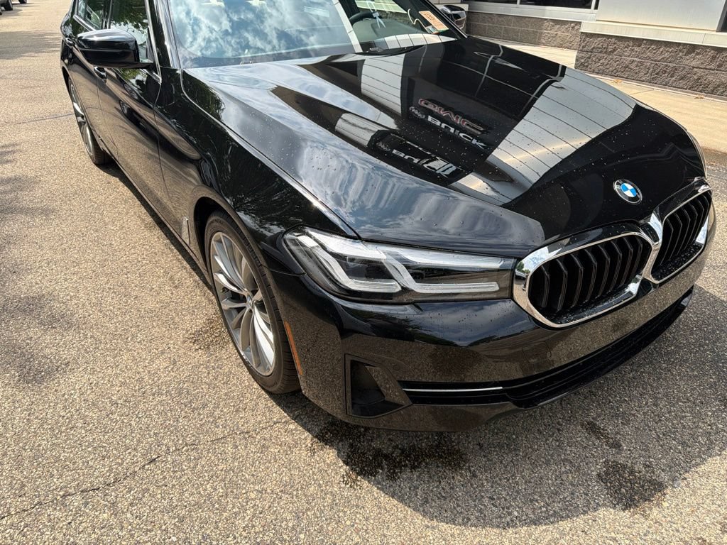 Used 2023 BMW 530i xDrive w/ Convenience Package AWD/4WD image 9