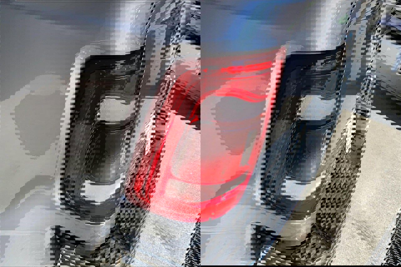 Used 2022 RAM 3500 Laramie image 13