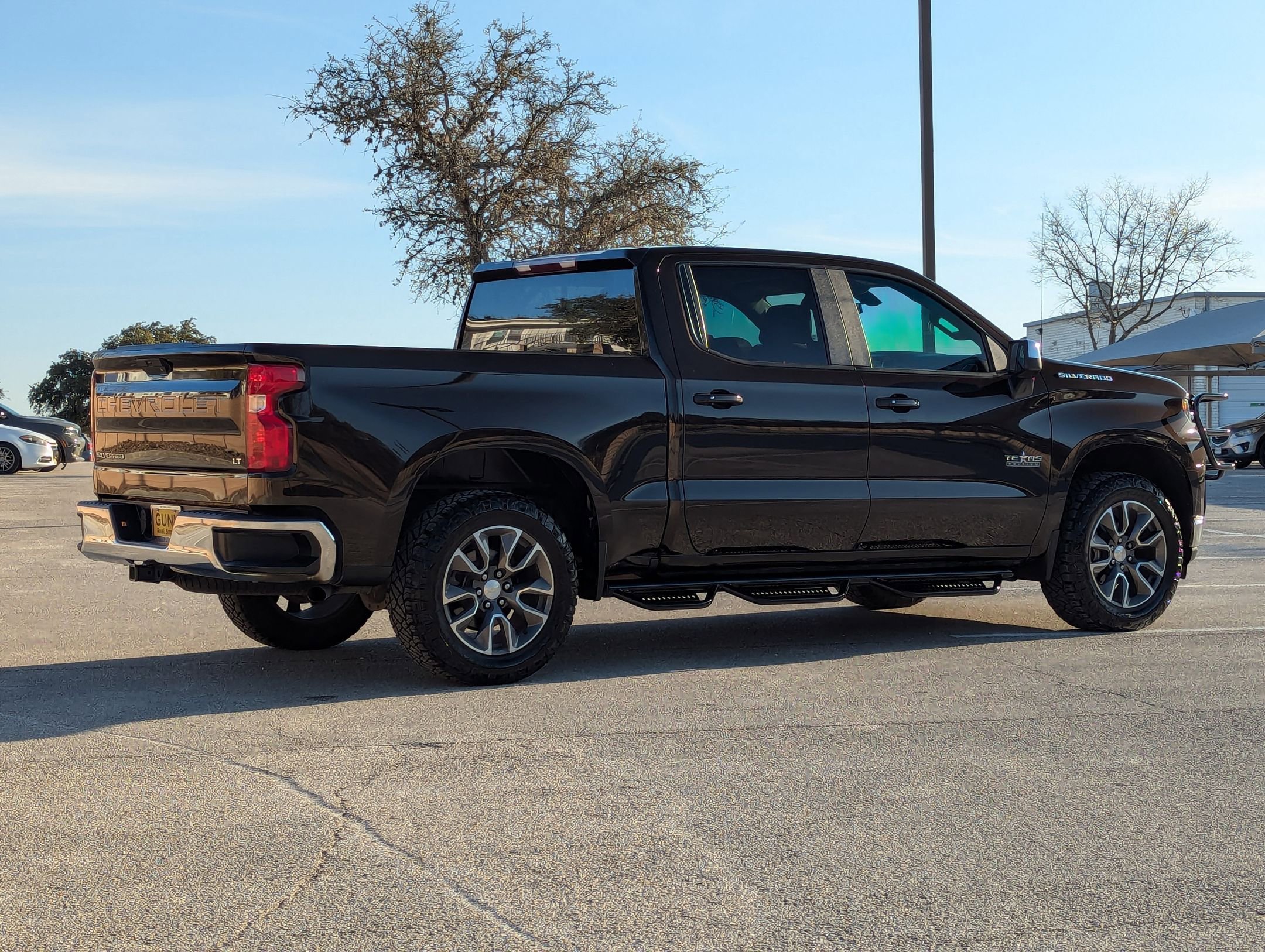 Used 2019 Chevrolet Silverado 1500 LT w/ Texas Edition image 4