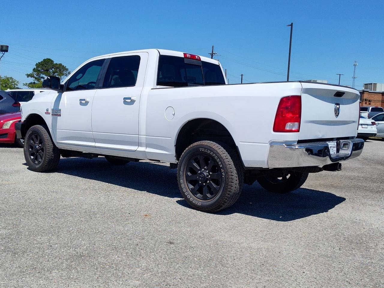 Used 2017 RAM 2500 SLT w/ Snow Chief Group AWD/4WD image 4