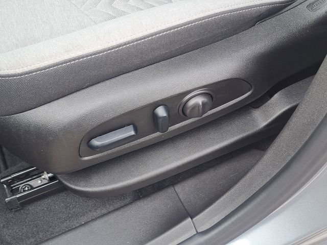 Used 2024 Chevrolet Equinox LS w/ LS Convenience Package image 21