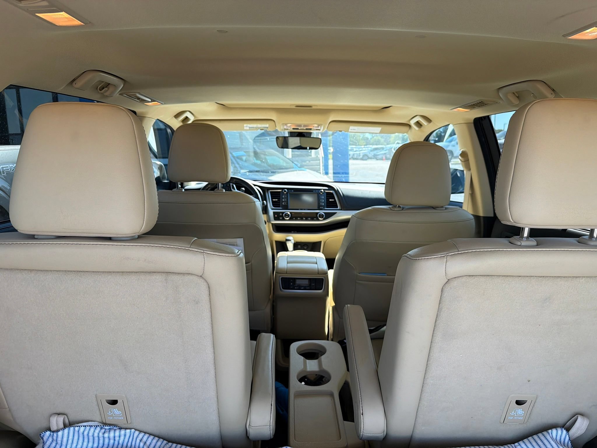 Used 2017 Toyota Highlander XLE FWD image 11