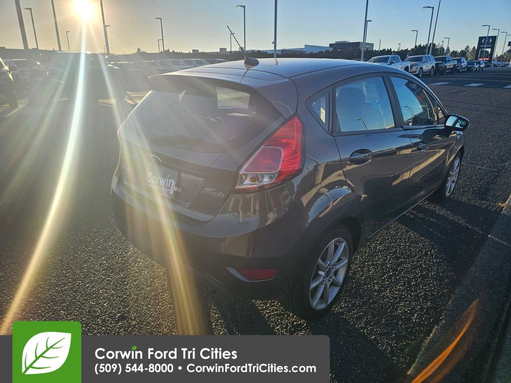 Used 2015 Ford Fiesta SE w/ Equipment Group 201A FWD image 11