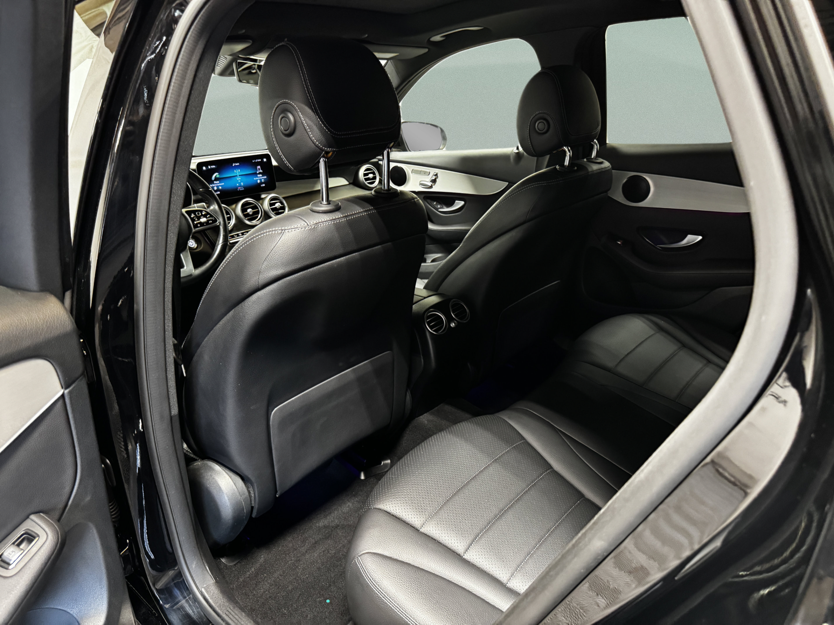 Used 2021 Mercedes-Benz GLC 300 image 10