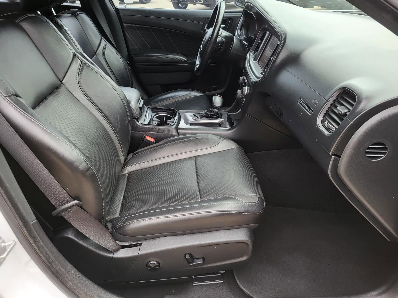 Used 2020 Dodge Charger SXT w/ Plus Group RWD image 14