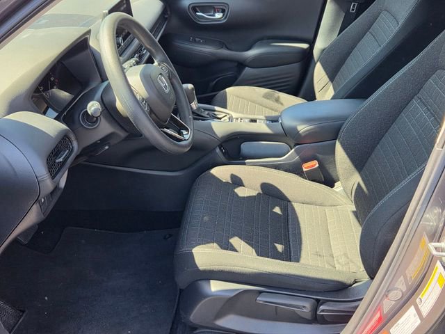 Used 2025 Honda HR-V LX image 10