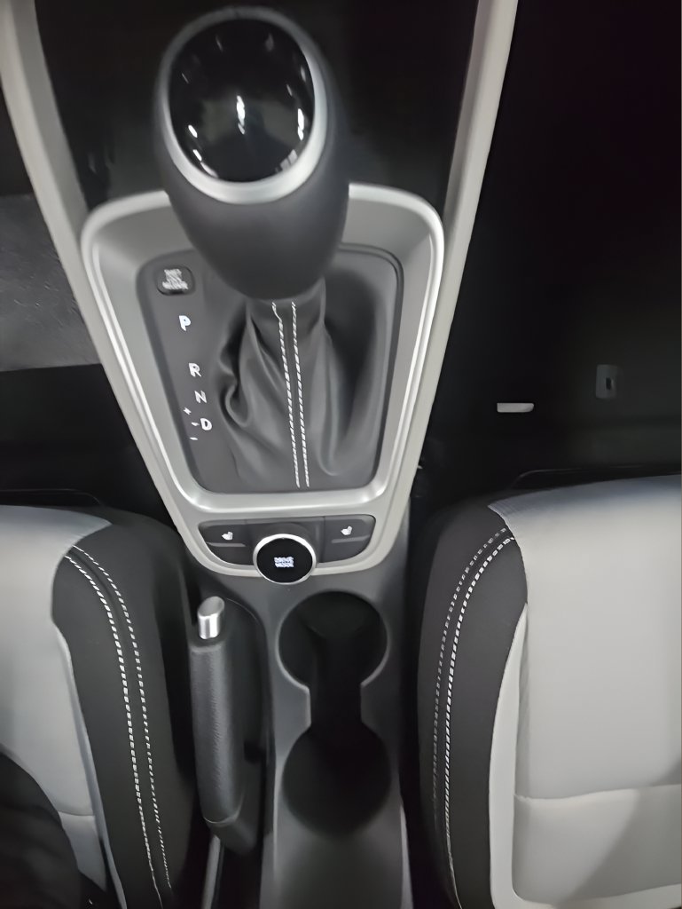 New 2026 Hyundai Venue SEL FWD image 36