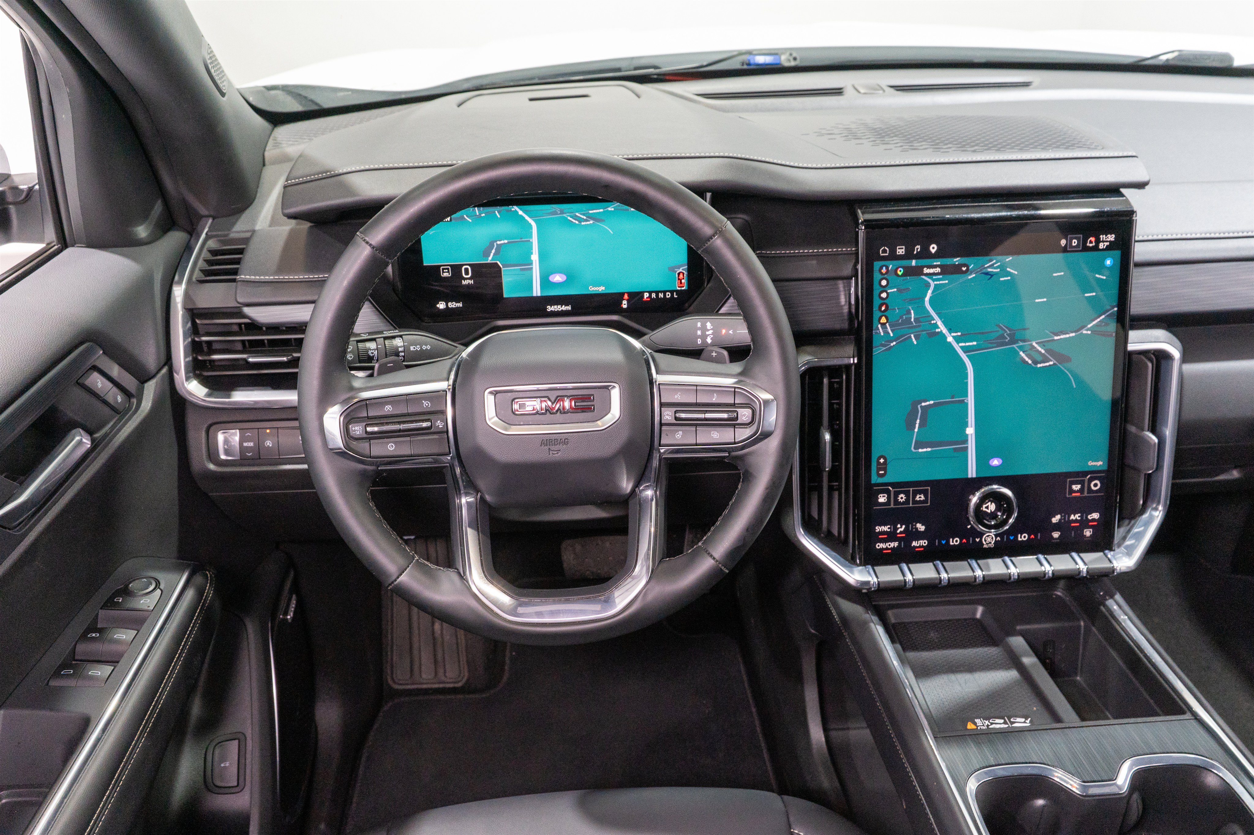 Used 2026 GMC Acadia Elevation w/ Elevation Premium Package FWD image 11