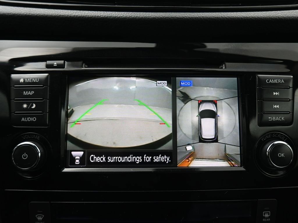 Used 2022 Nissan Rogue Sport SL w/ Premium Package image 19