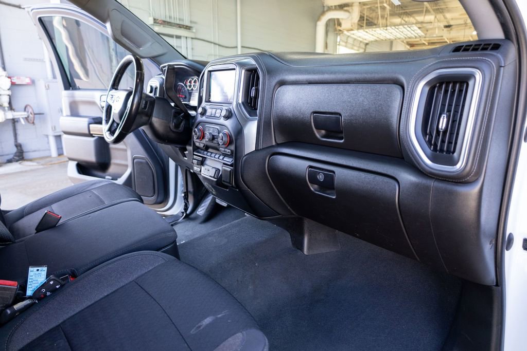 Used 2022 Chevrolet Silverado 2500 LT w/ Convenience Package image 14