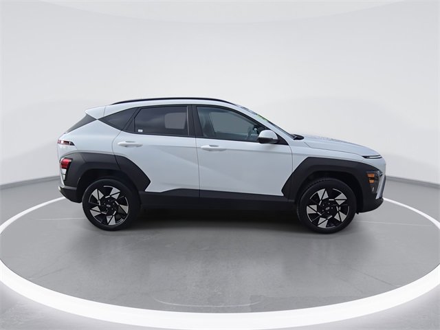 Certified 2025 Hyundai Kona SEL image 9