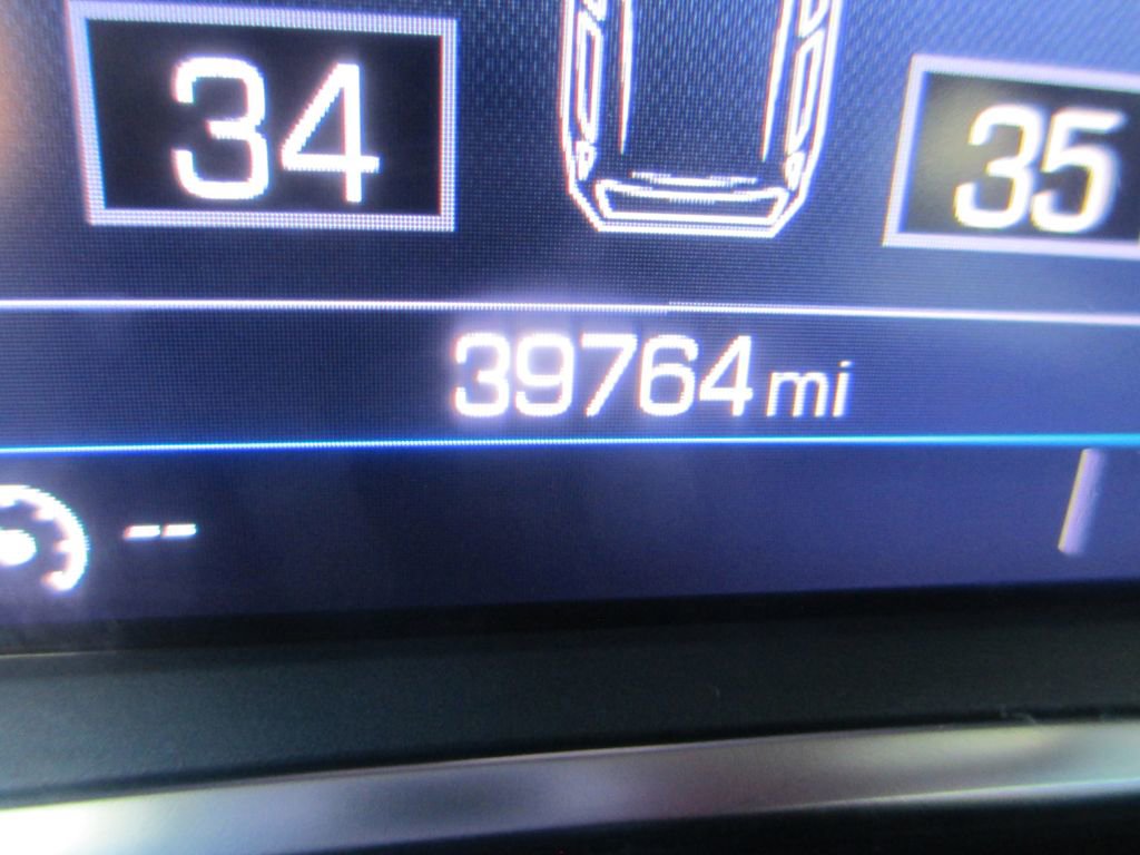 Used 2024 GMC Terrain SLE w/ Elevation Edition FWD image 24
