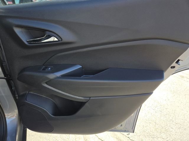 New 2026 Chevrolet Trax LT w/ Driver Confidence Package FWD image 25