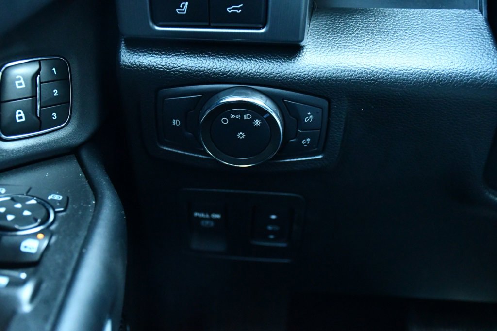 Used 2021 Ford Expedition Max Platinum image 31