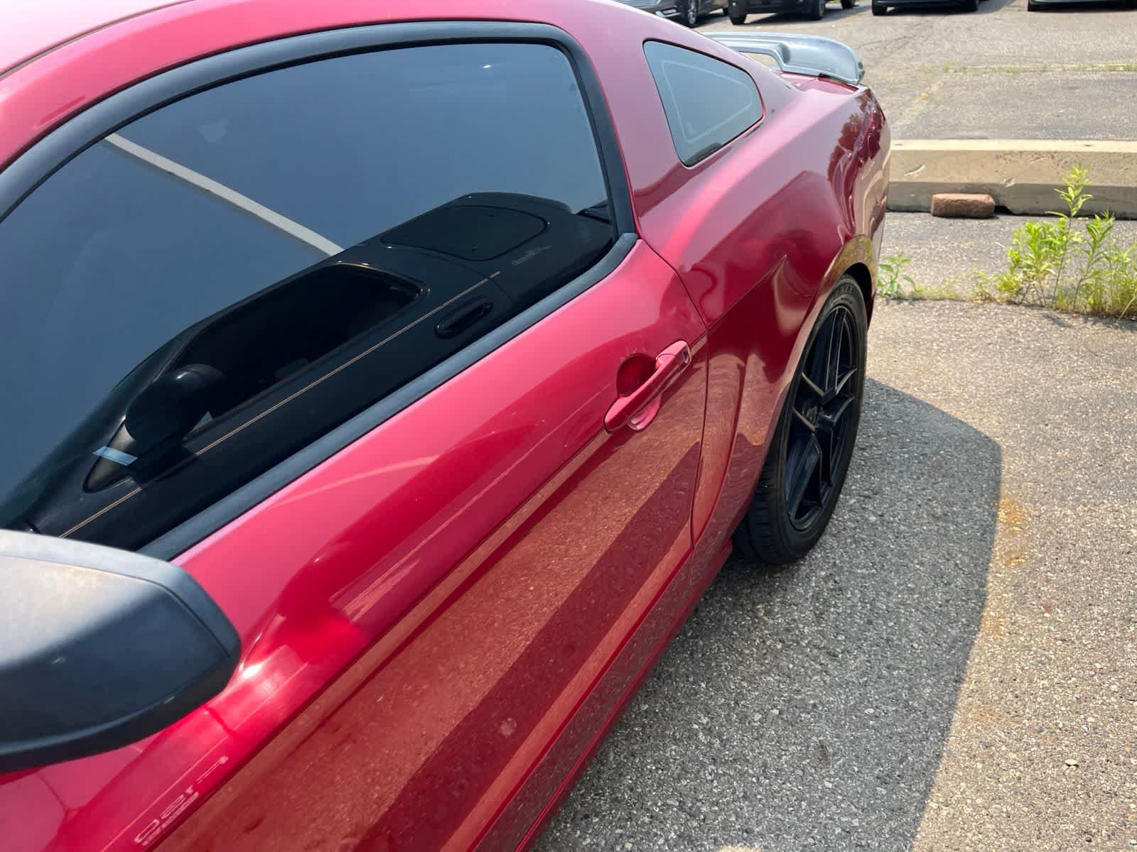 Used 2013 Ford Mustang Coupe RWD image 8