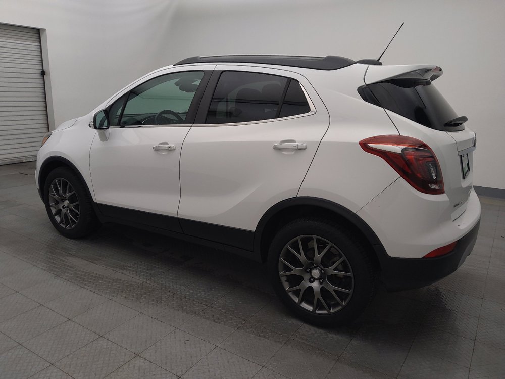 Used 2018 Buick Encore Sport Touring image 3