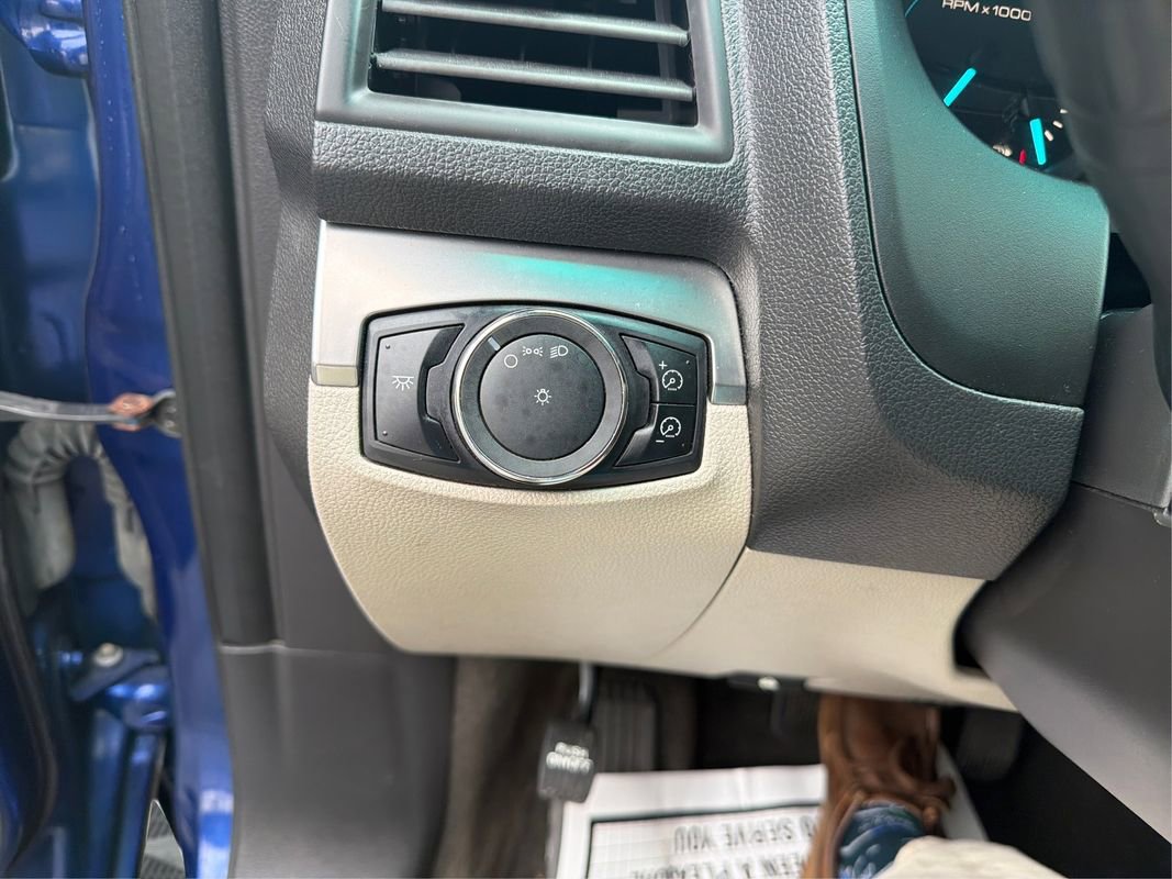 Used 2013 Ford Explorer FWD image 20