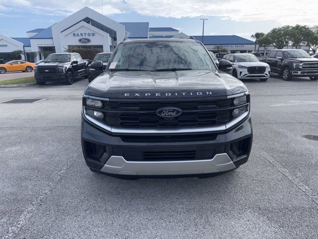 Used 2025 Ford Expedition Max Platinum w/ Platinum Ultimate Package image 2