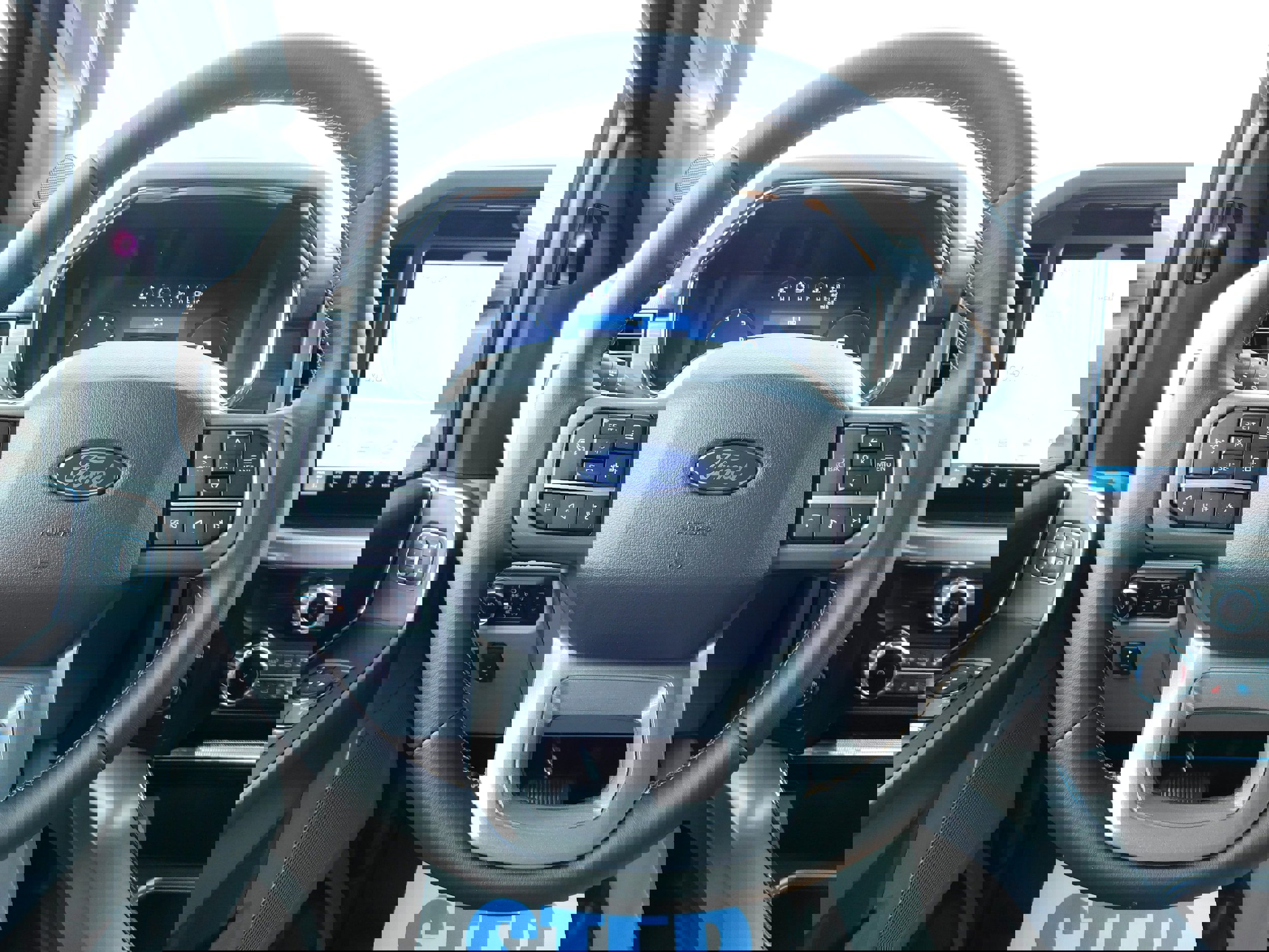 New 2025 Ford F150 Lariat w/ Equipment Group 501A Mid image 16