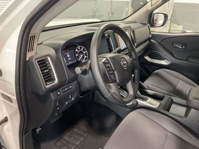 Used 2024 Nissan Frontier SV w/ SV Convenience Package image 9