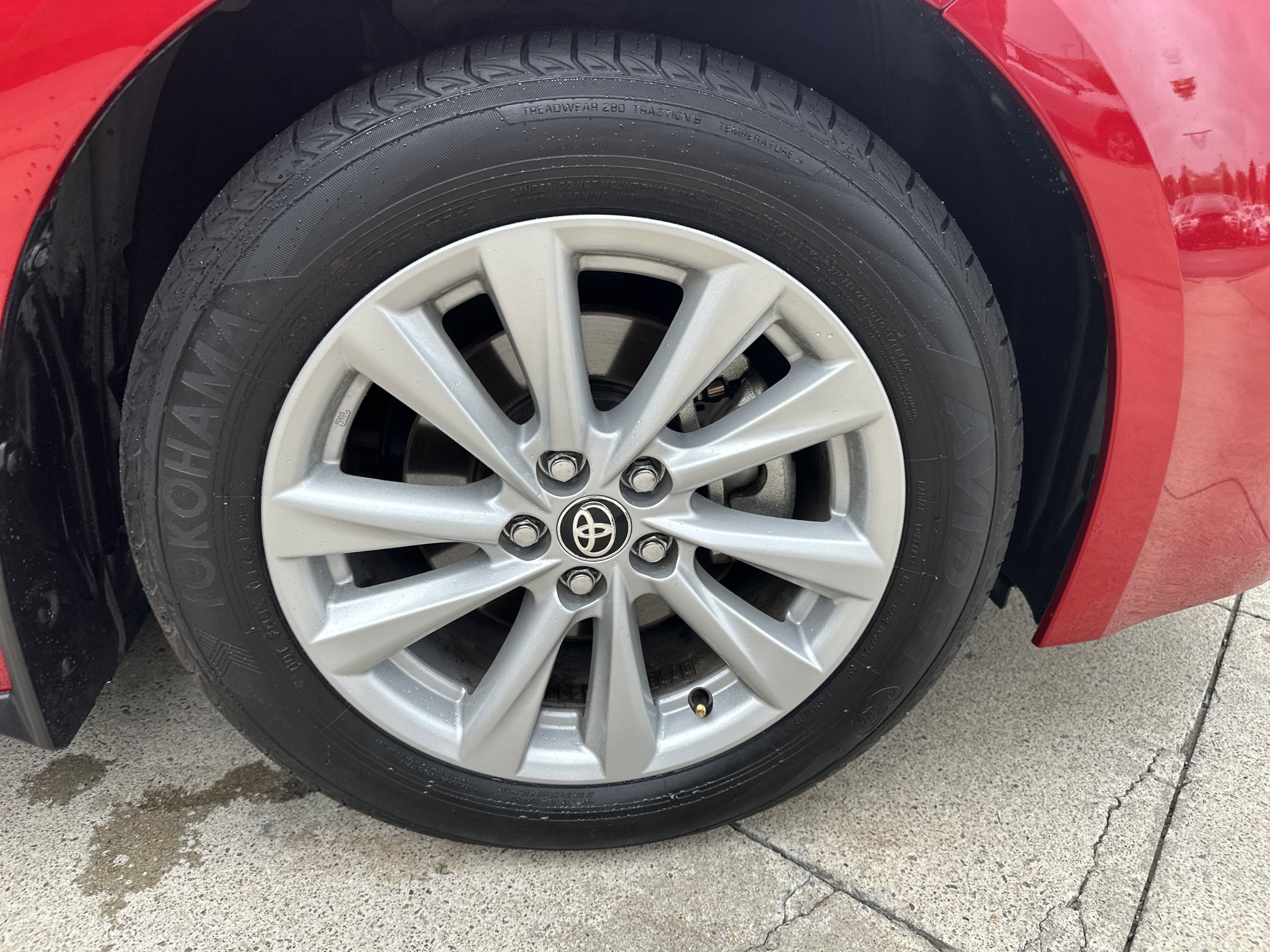 Used 2025 Toyota Corolla SE FWD image 31