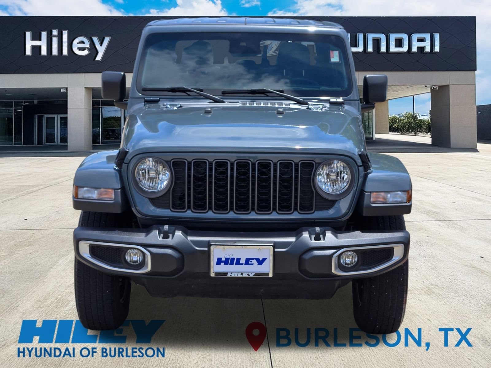 Used 2024 Jeep Gladiator Sport AWD/4WD image 6