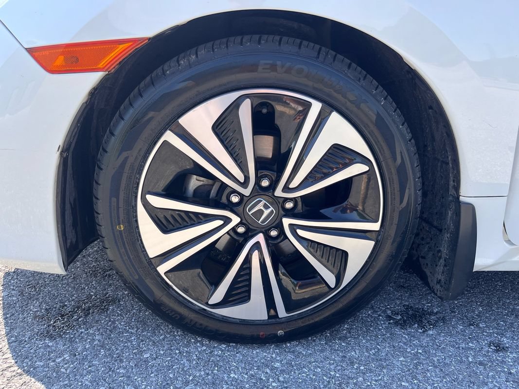 Used 2018 Honda Civic EX-L image 22