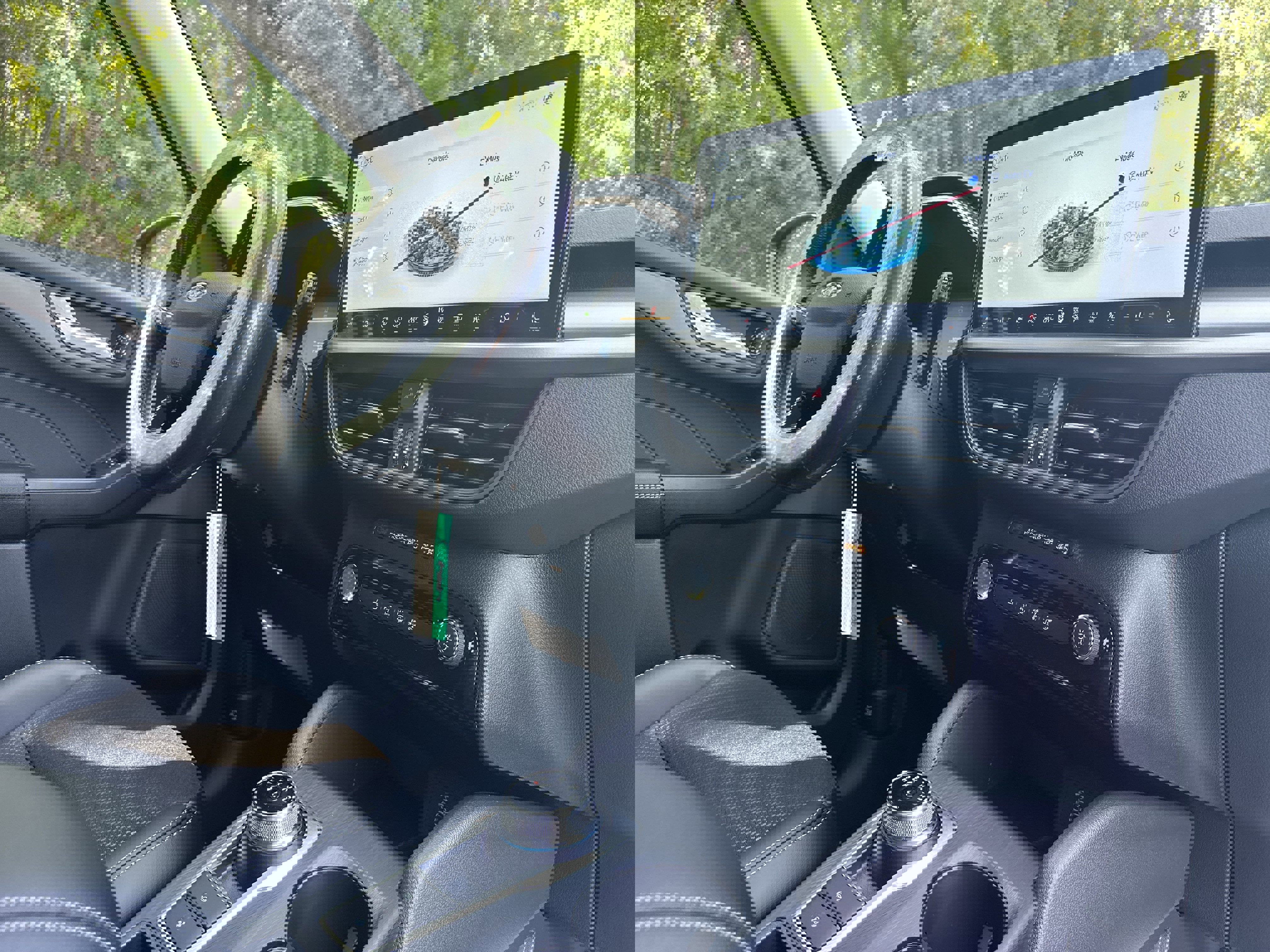 New 2025 Ford Escape SE image 34