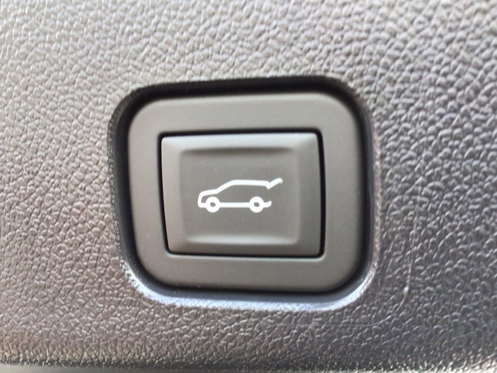 New 2025 Chevrolet Traverse LT w/ Enhanced Driving Package image 33