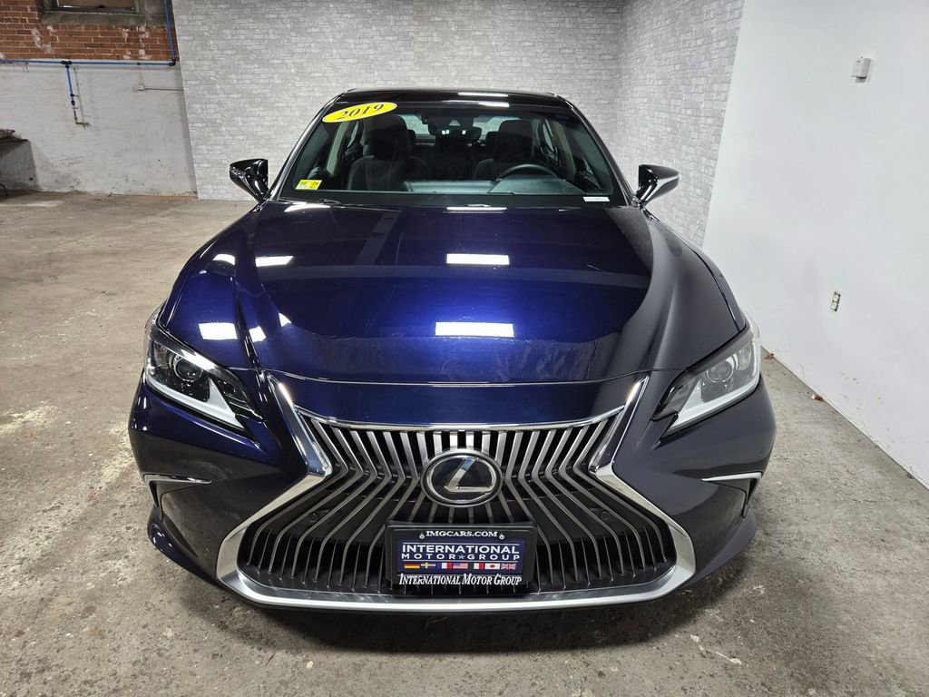 Used 2019 Lexus ES 350 Luxury w/ Accessory Package 2 image 57