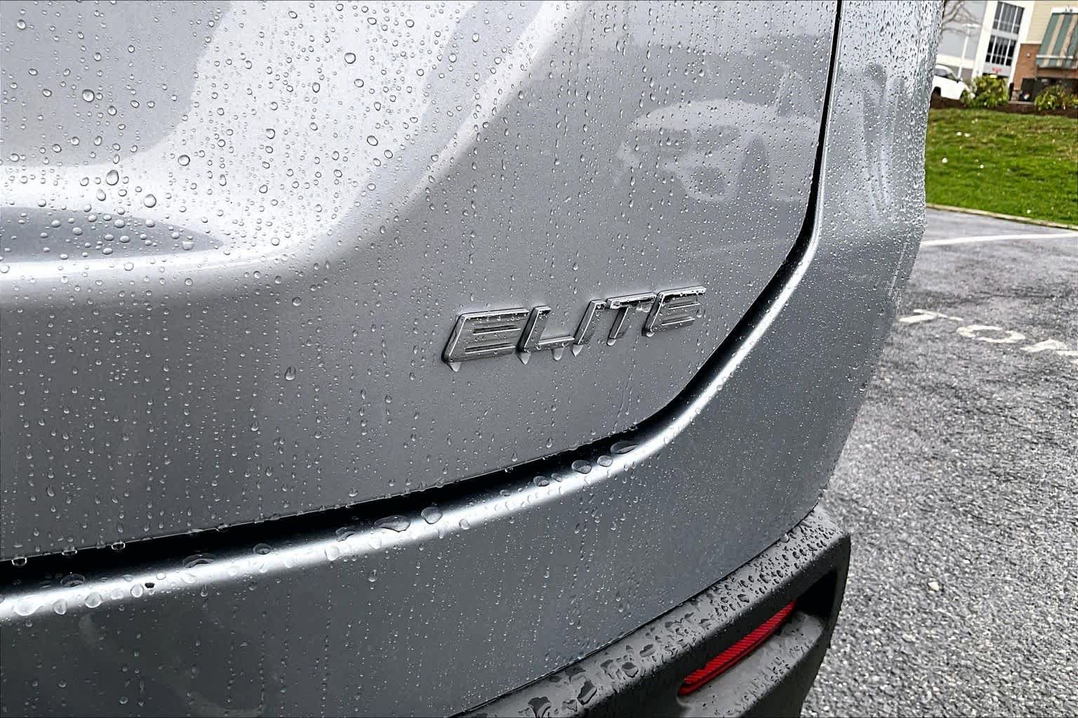 Used 2024 Honda Pilot Elite image 10