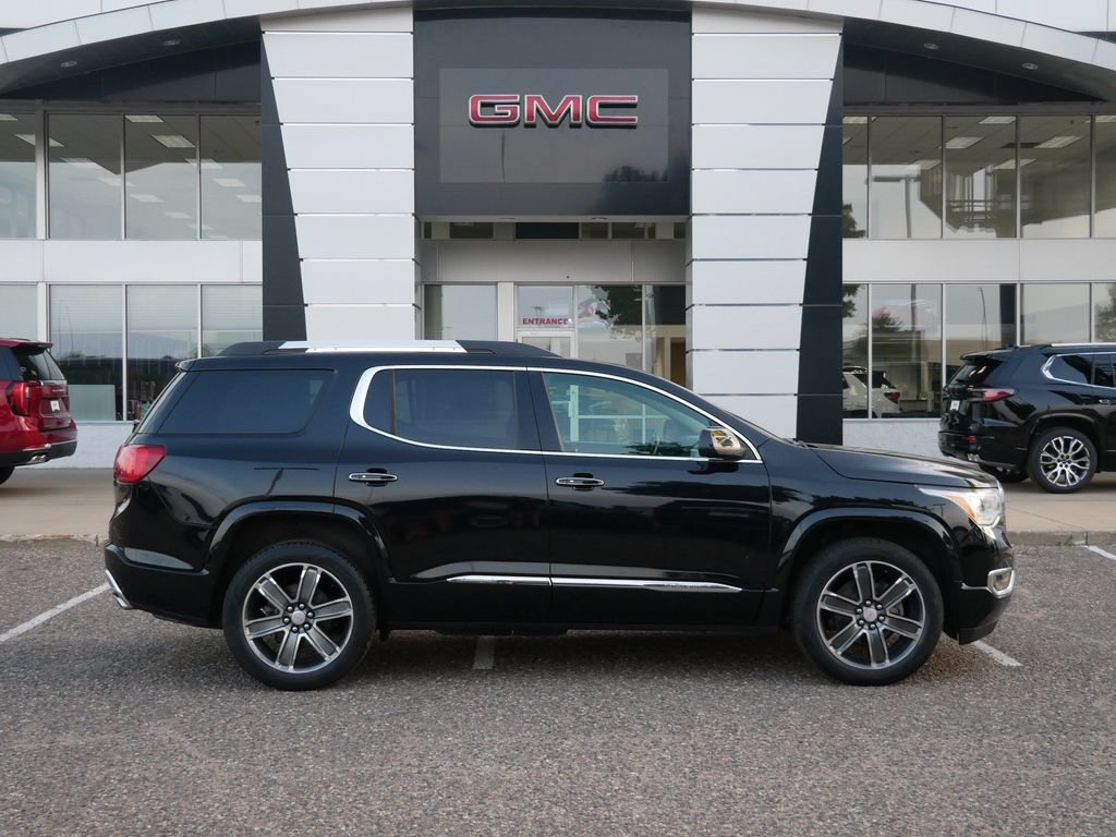 Used 2018 GMC Acadia Denali AWD/4WD image 2
