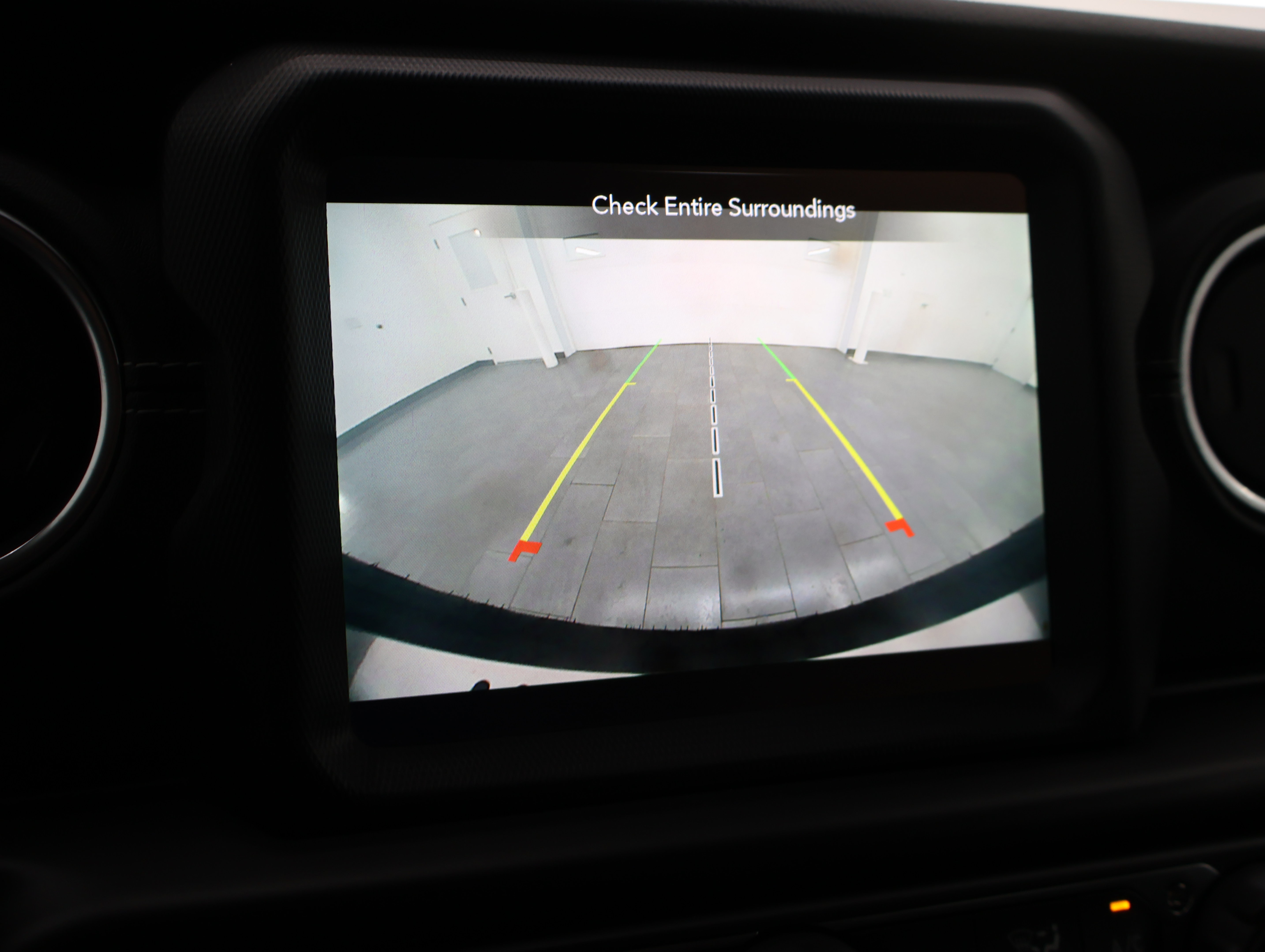 Used 2022 Jeep Wrangler Unlimited Sahara w/ LED Lighting Group AWD/4WD image 15