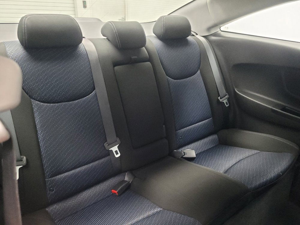 Used 2013 Hyundai Elantra image 19
