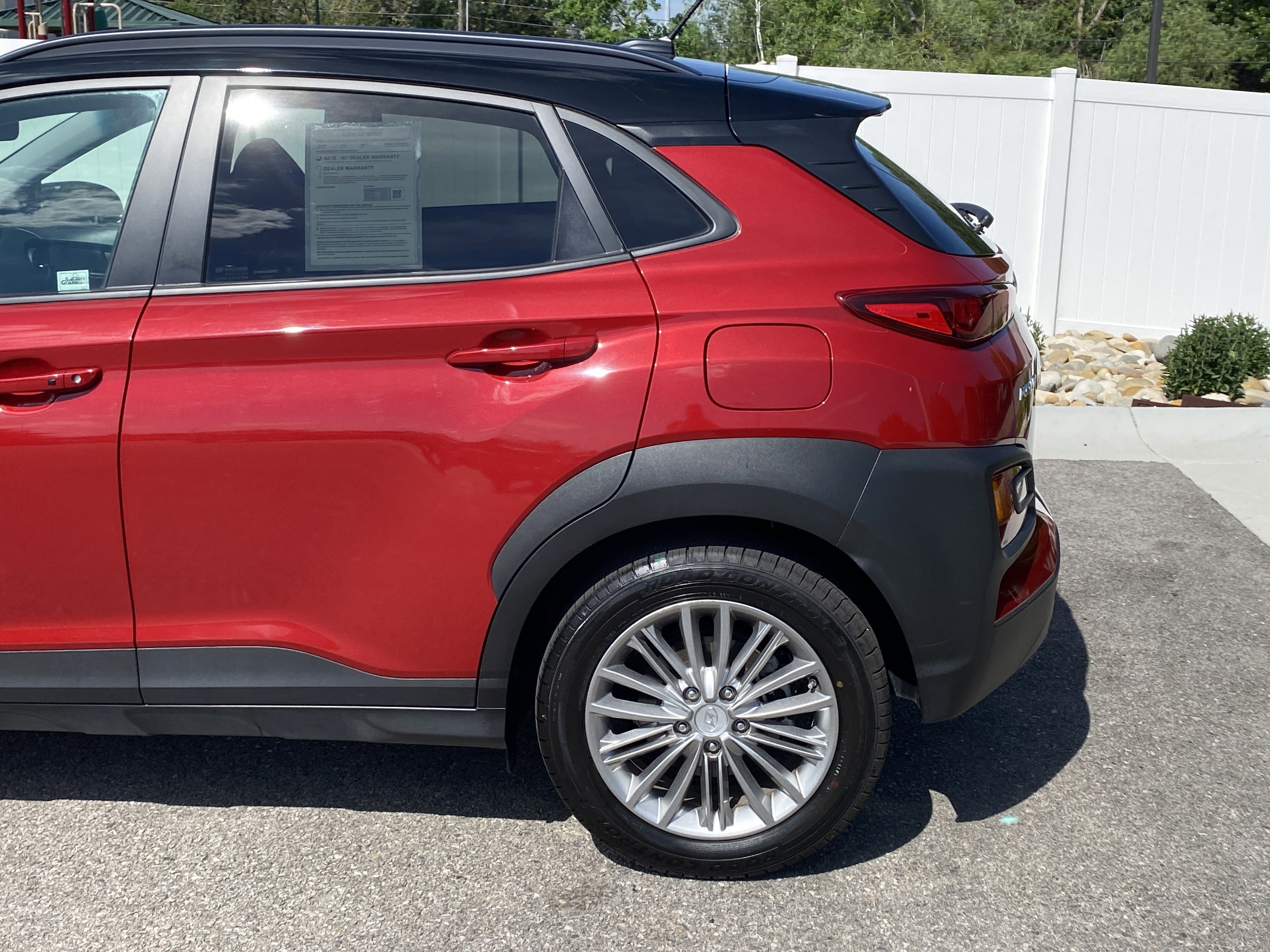 Used 2018 Hyundai Kona SEL AWD/4WD image 4