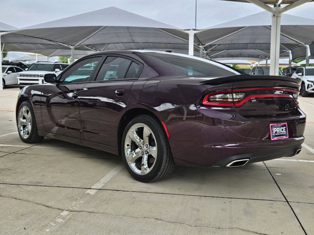 Used 2021 Dodge Charger SXT w/ Blacktop Package RWD image 7
