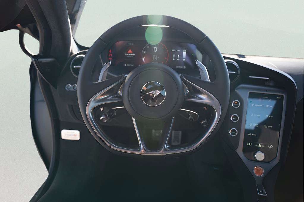 New 2026 McLaren 750S image 40