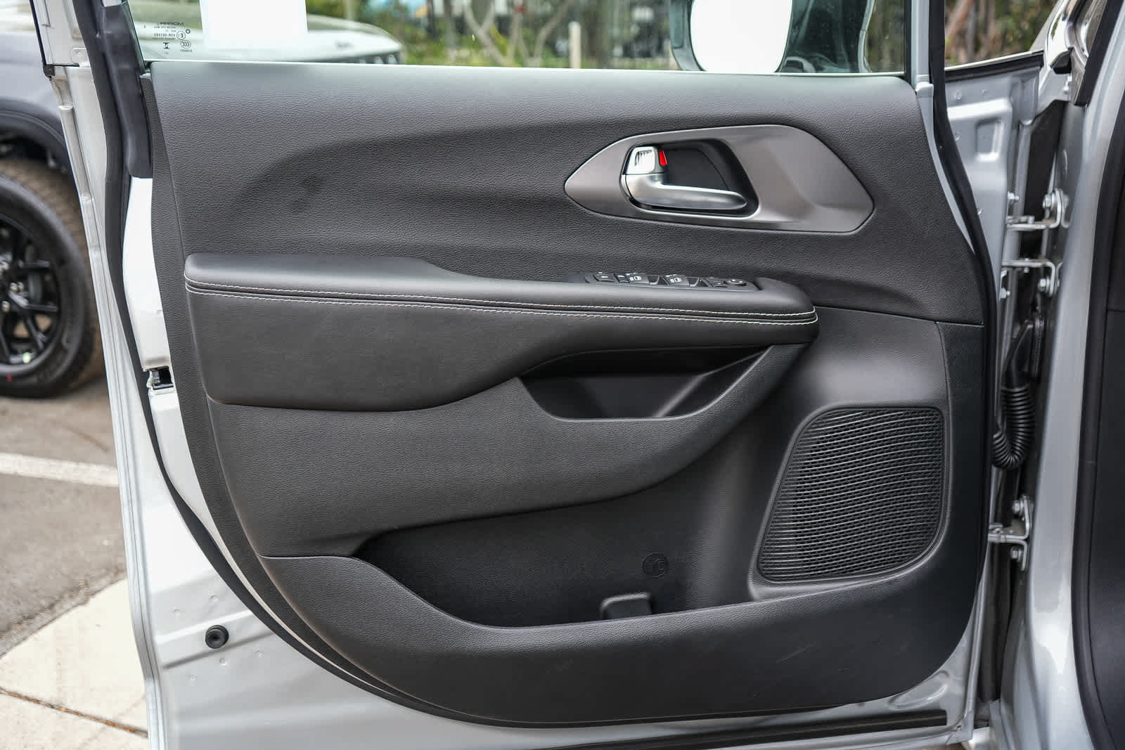 New 2026 Chrysler Voyager LX FWD image 22