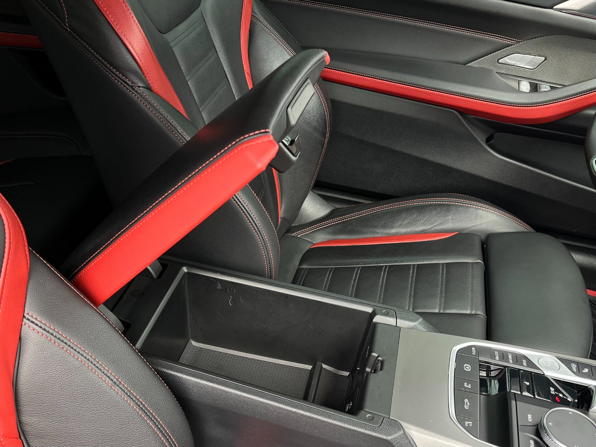 Used 2025 BMW 440i xDrive Convertible w/ Premium Package image 51