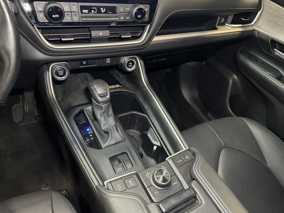 Used 2024 Toyota Grand Highlander Platinum image 29