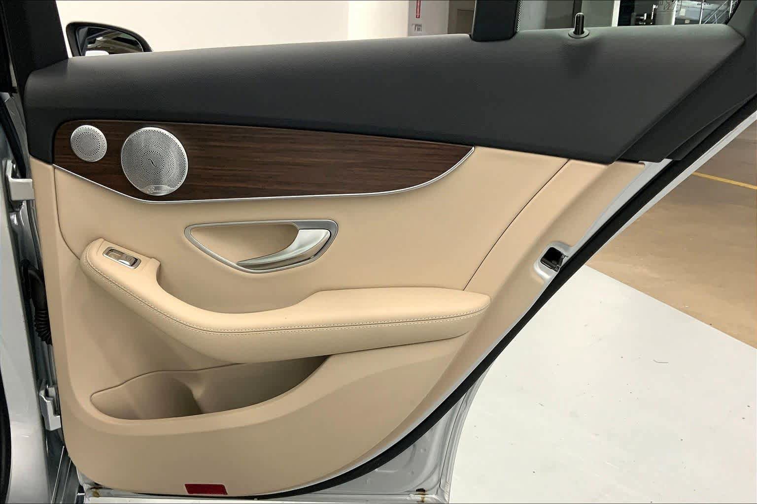 Used 2021 Mercedes-Benz C 300 Sedan image 12