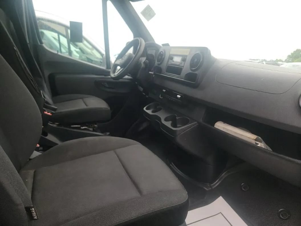 Used 2019 Mercedes-Benz Sprinter 170 image 7