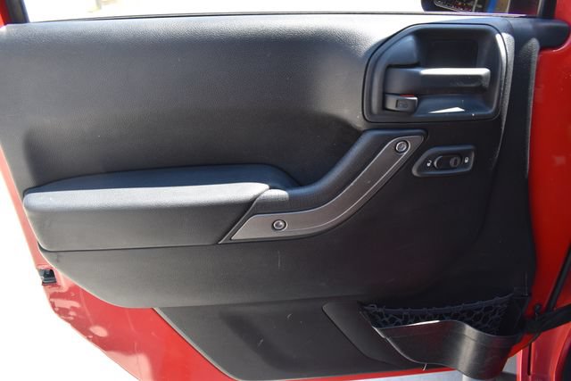 Used 2012 Jeep Wrangler Unlimited Sport AWD/4WD image 12