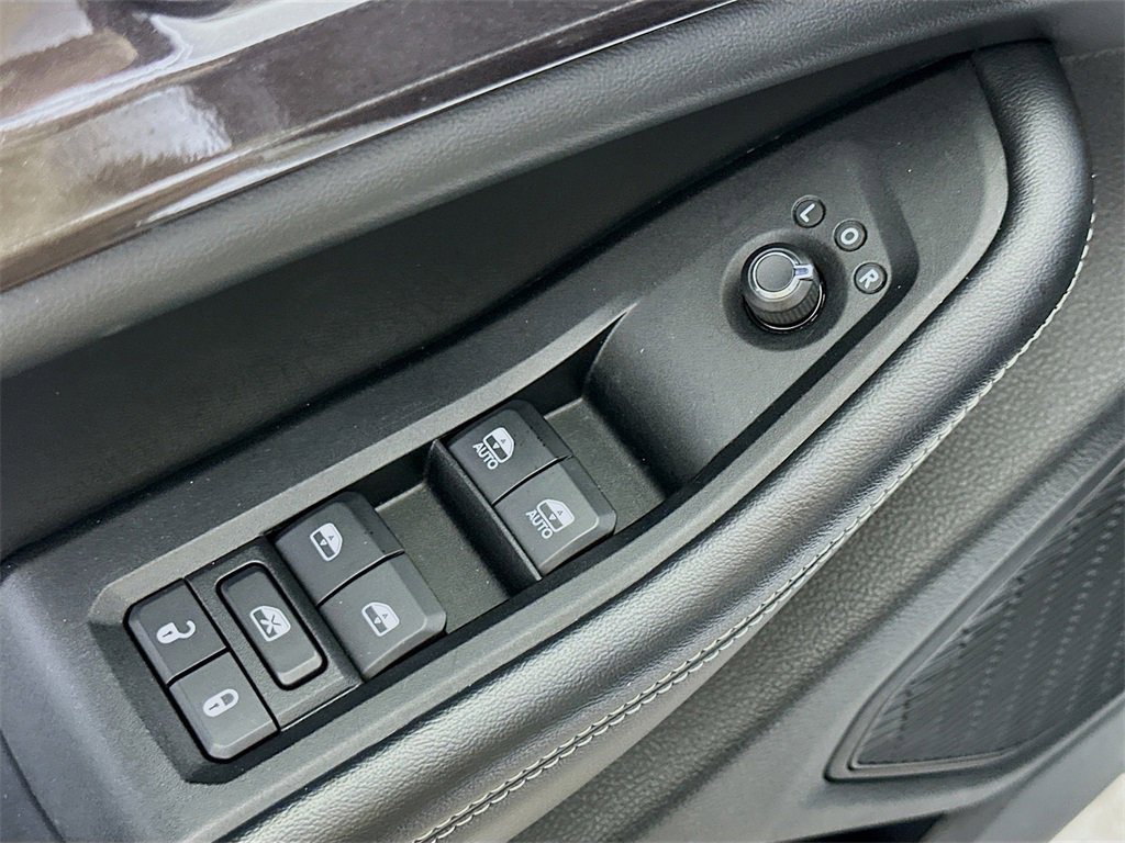 Used 2023 Jeep Grand Cherokee Altitude image 20