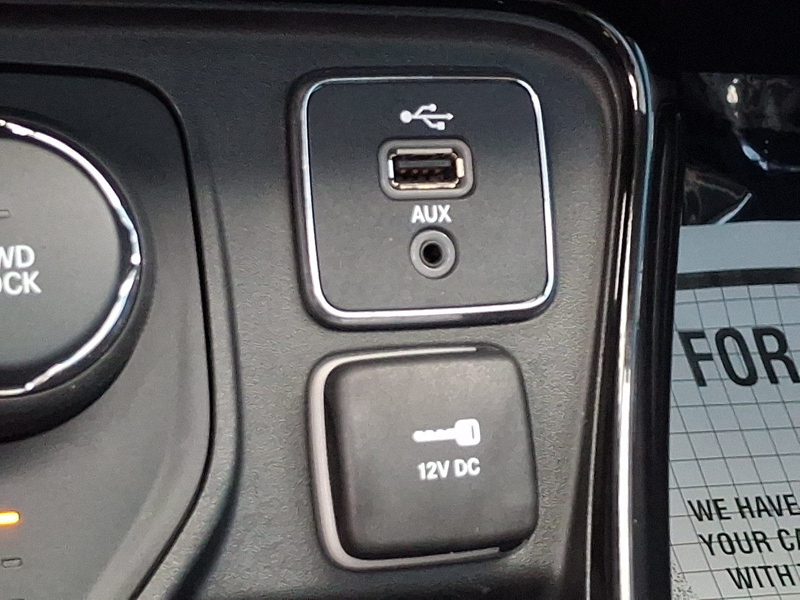 Used 2018 Jeep Compass Limited w/ Navigation Group AWD/4WD image 27