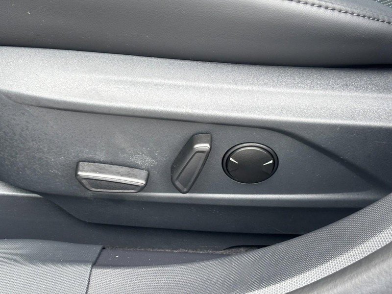 Used 2025 Ford Mustang Mach-E Premium w/ Sport Appearance Package image 16