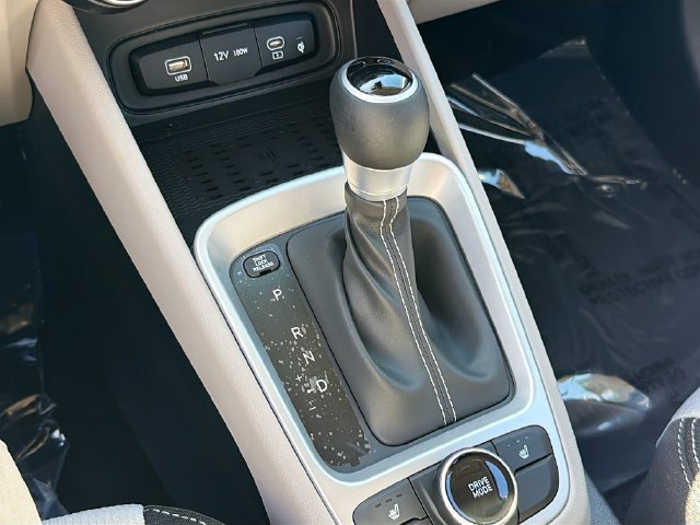 New 2026 Hyundai Venue SEL FWD image 16