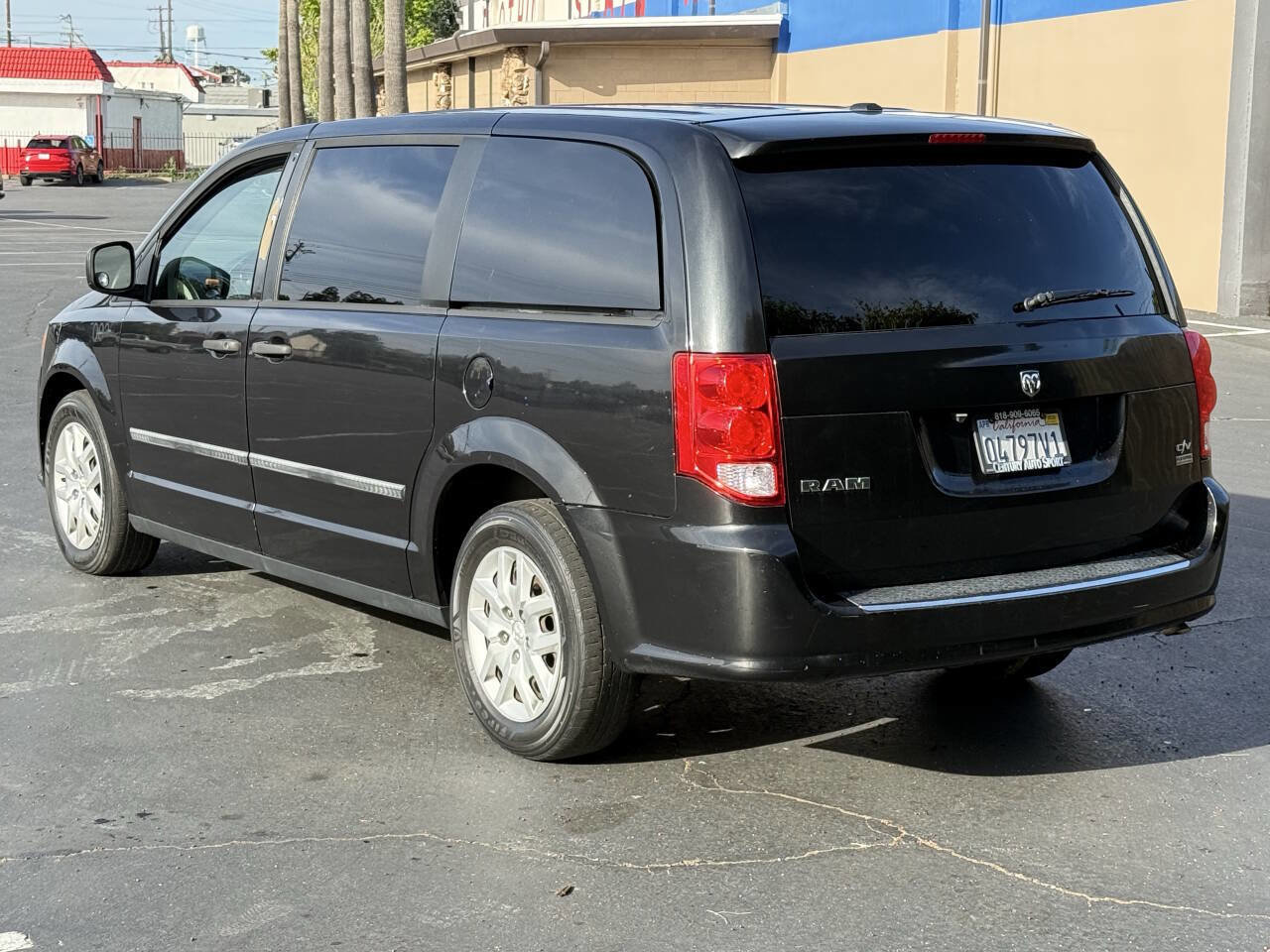 Used 2015 RAM C/V Tradesman w/ UConnect Hands-Free Group image 5